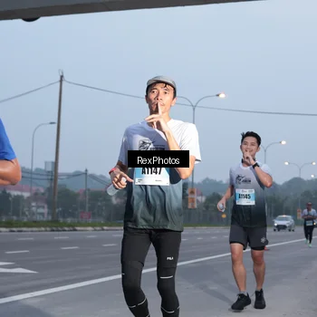 Runner Photo 7216476