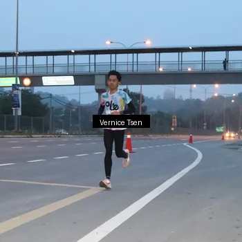 Runner Photo 7216481
