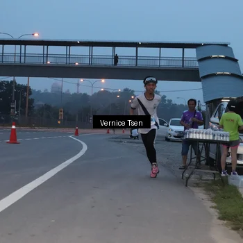 Runner Photo 7216503
