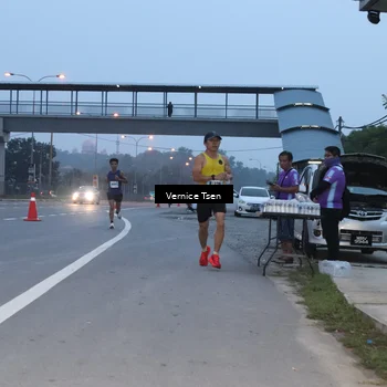 Runner Photo 7216749