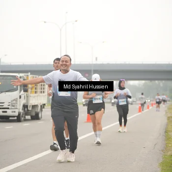Runner Photo 7216771