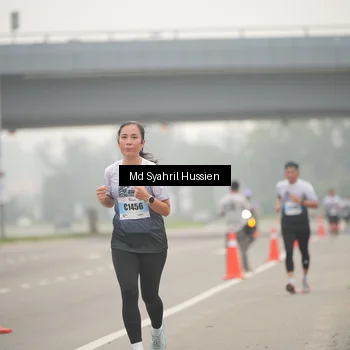 Runner Photo 7217002
