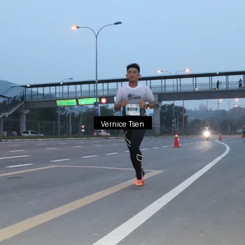 Runner Photo 7217023