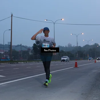 Runner Photo 7217078