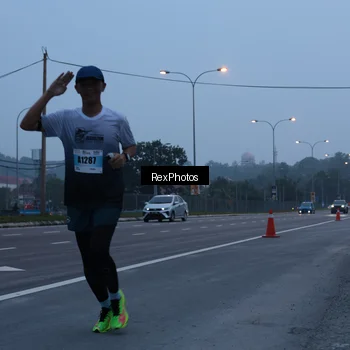 Runner Photo 7217135