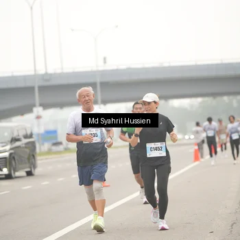 Runner Photo 7217430