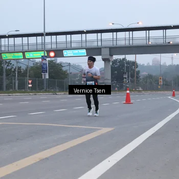 Runner Photo 7217619