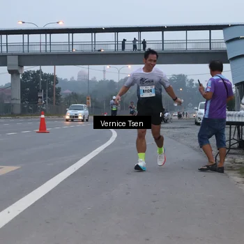 Runner Photo 7217638