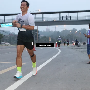 Runner Photo 7217743