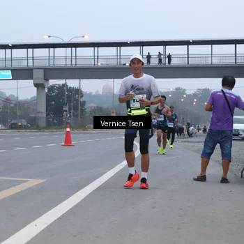 Runner Photo 7217772