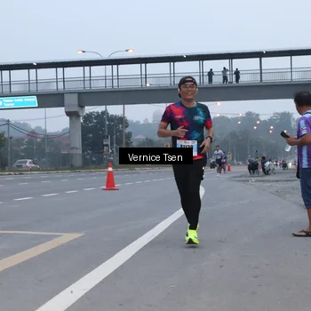 Runner Photo 7217935