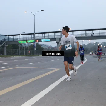Runner Photo 7217969