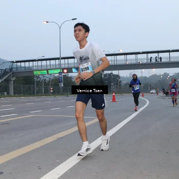 Runner Photo 7217996