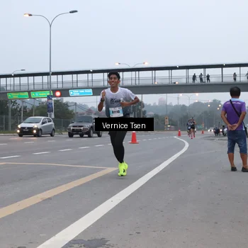 Runner Photo 7218859