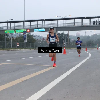 Runner Photo 7218948
