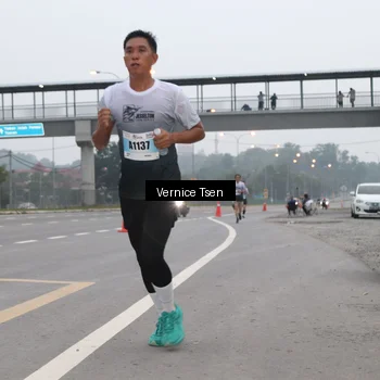 Runner Photo 7219911