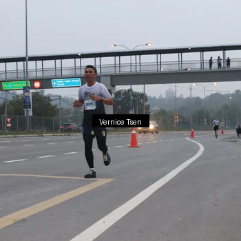 Runner Photo 7220140