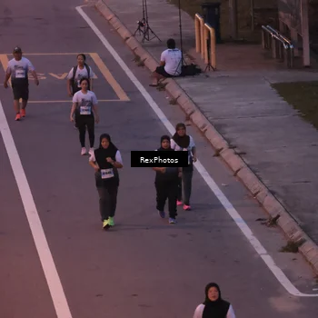 Runner Photo 7220211