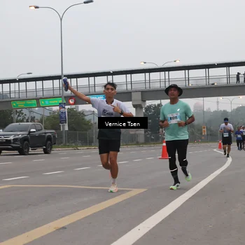 Runner Photo 7220241