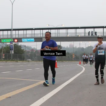 Runner Photo 7220394