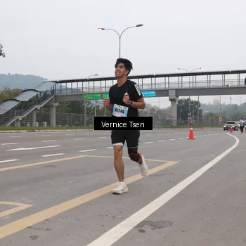 Runner Photo 7221111