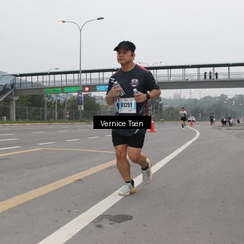 Runner Photo 7221400