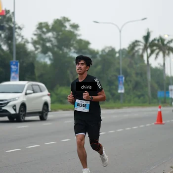 Runner Photo 7223937