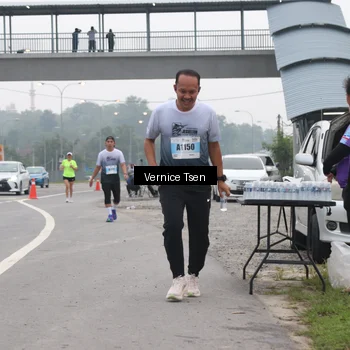 Runner Photo 7225916