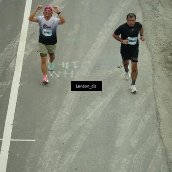 Runner Photo 7226004