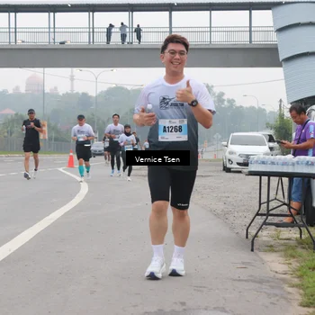 Runner Photo 7226937