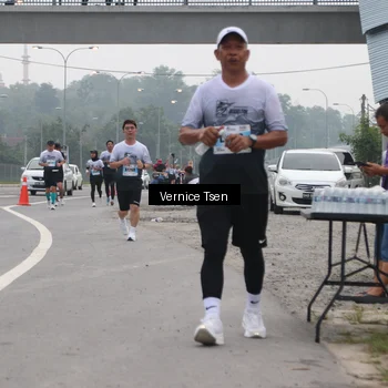 Runner Photo 7226975