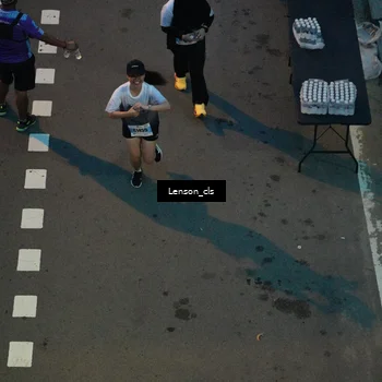 Runner Photo 7227378