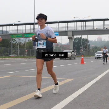 Runner Photo 7227858