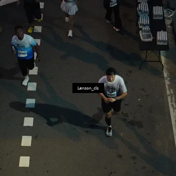 Runner Photo 7228115
