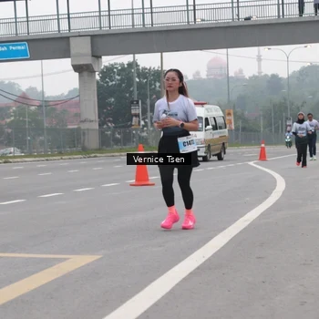 Runner Photo 7228396