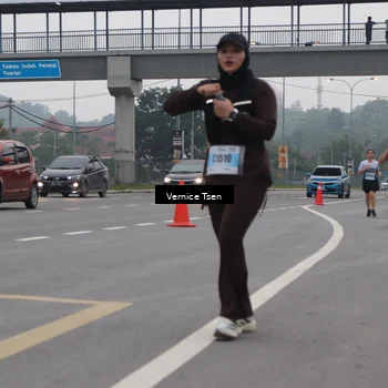 Runner Photo 7228443