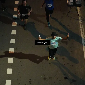 Runner Photo 7228862