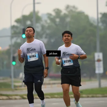 Runner Photo 7229772