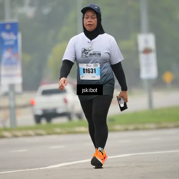 Runner Photo 7230002