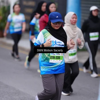 Runner Photo 7230005
