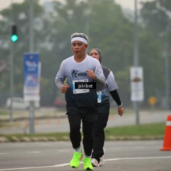 Runner Photo 7230302