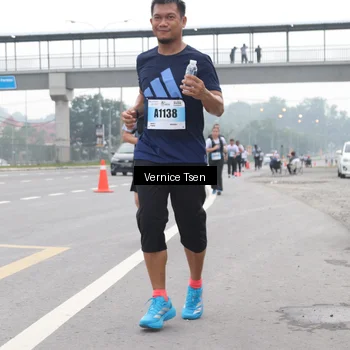 Runner Photo 7230470