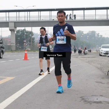 Runner Photo 7230496