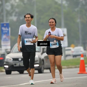 Runner Photo 7230532