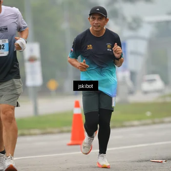 Runner Photo 7230714