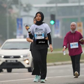 Runner Photo 7230843