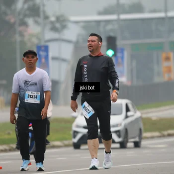Runner Photo 7230870