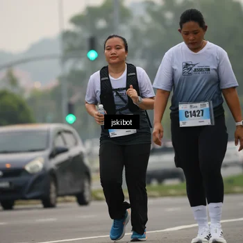 Runner Photo 7230995