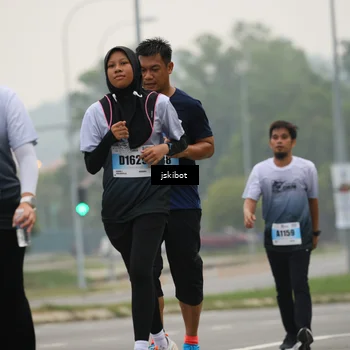 Runner Photo 7231057