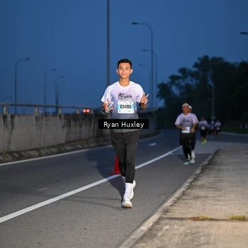 Runner Photo 7231070